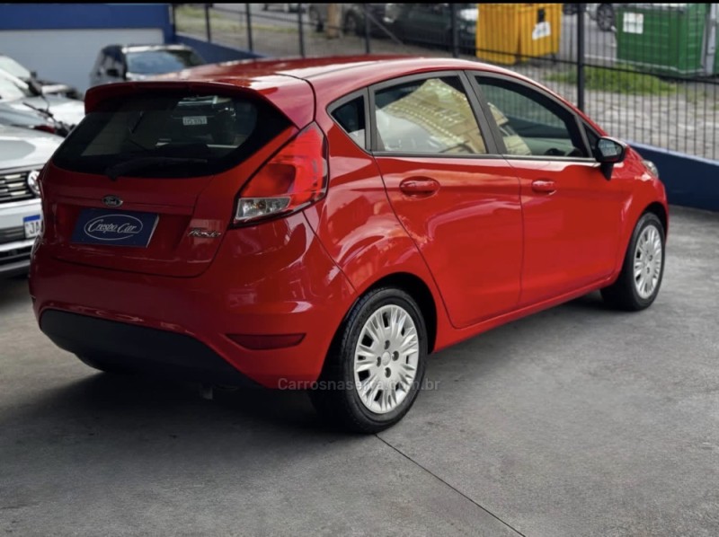 FIESTA 1.5 SE HATCH 16V FLEX 4P MANUAL - 2015 - CAXIAS DO SUL