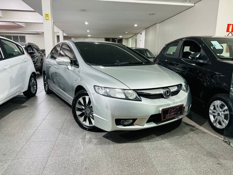 CIVIC 1.8 LXL 16V FLEX 4P MANUAL - 2010 - CAXIAS DO SUL