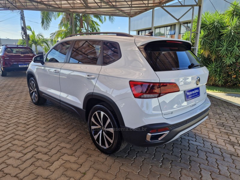TAOS 1.4 16V COMFORTLINE TSI FLEX 4P AUTOMÁTICO - 2023 - LAJEADO