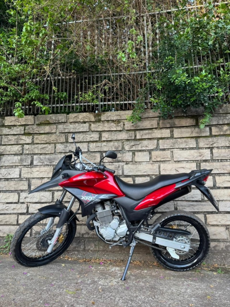 XRE 300  - 2011 - LAJEADO