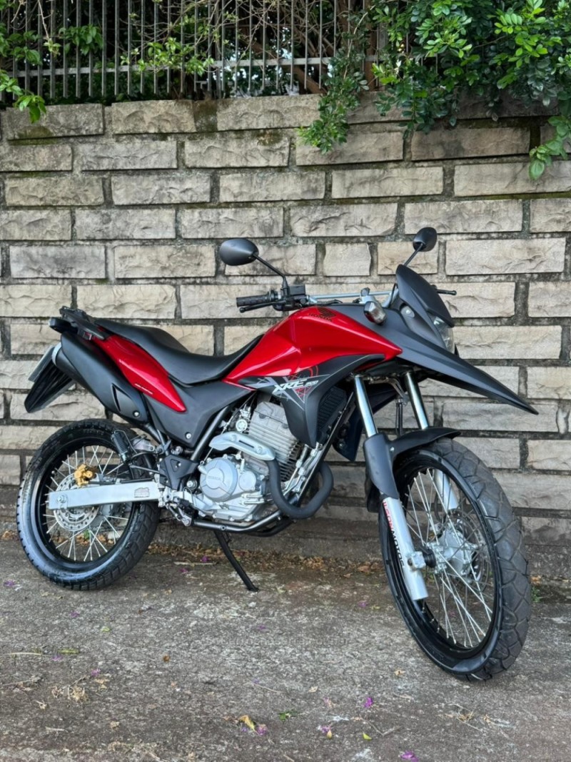 XRE 300  - 2011 - LAJEADO