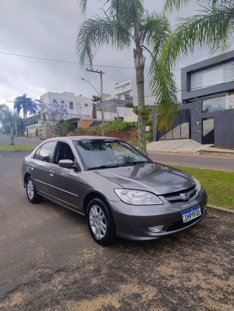 CIVIC 1.7 LXL 16V GASOLINA 4P AUTOMÁTICO - 2005 - CAMPO BOM