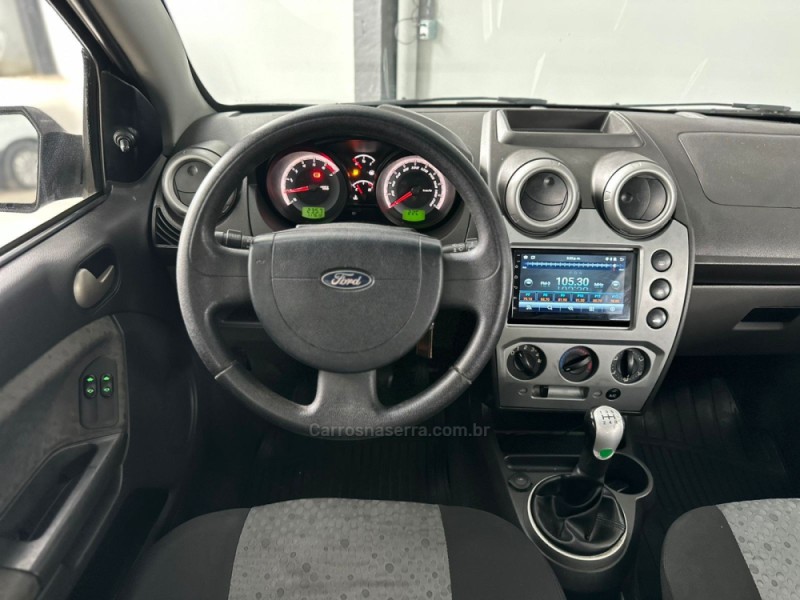 FIESTA 1.6 MPI CLASS HATCH 8V FLEX 4P MANUAL - 2013 - NOVO HAMBURGO