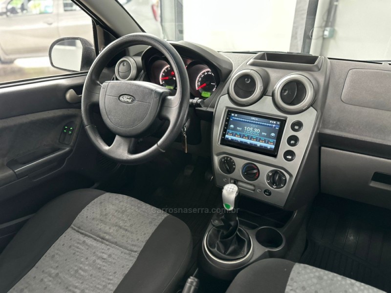 FIESTA 1.6 MPI CLASS HATCH 8V FLEX 4P MANUAL - 2013 - NOVO HAMBURGO