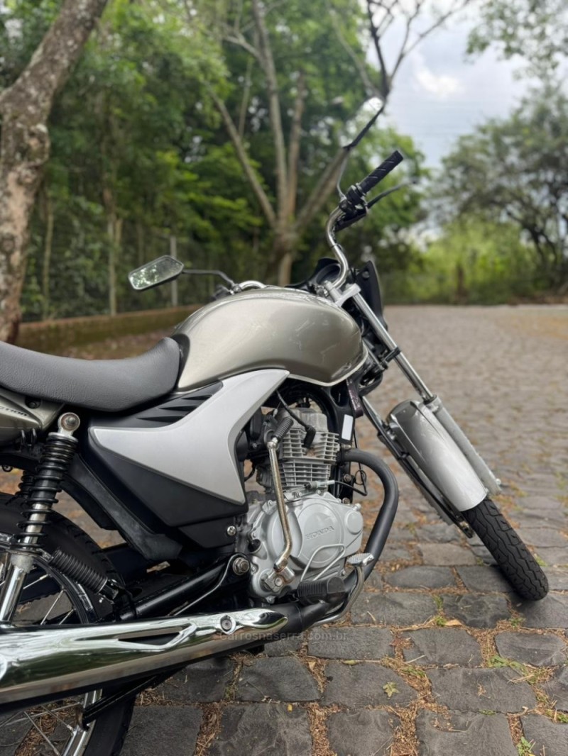 CG 150 TITAN MIX KS - 2009 - LAJEADO