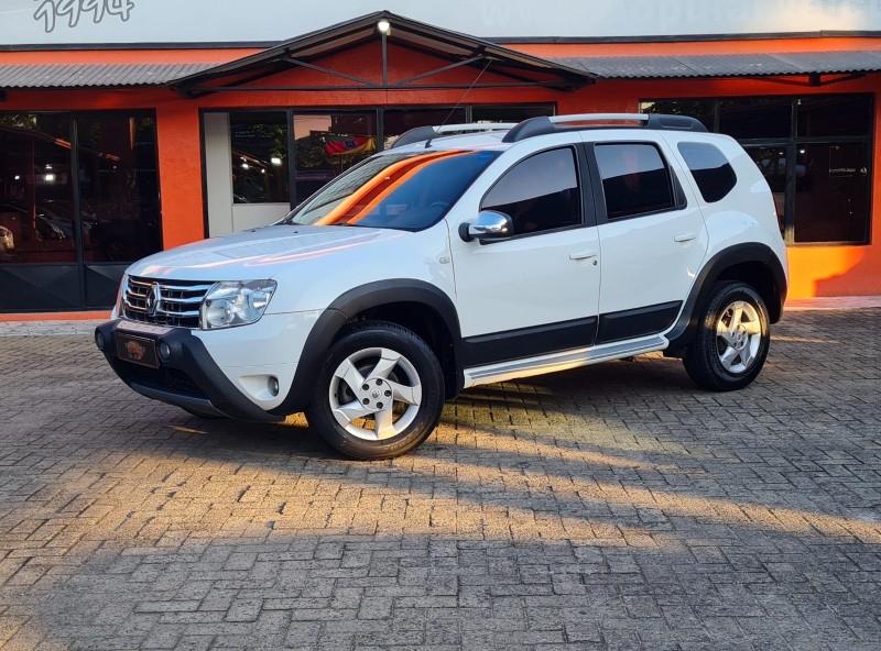 DUSTER 1.6 DAKAR 4X2 16V FLEX 4P MANUAL - 2015 - CANELA