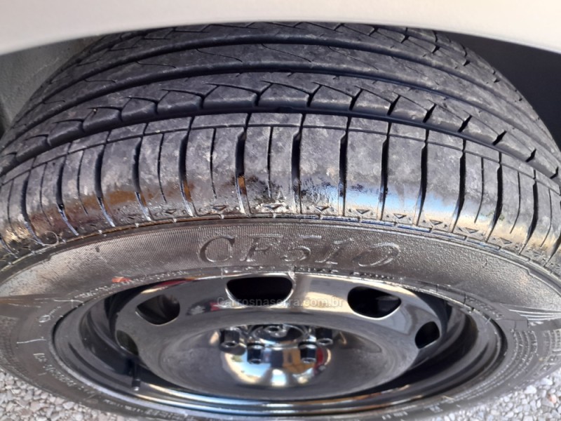 FOX 1.6 MI 8V FLEX 4P MANUAL - 2013 - VERANóPOLIS