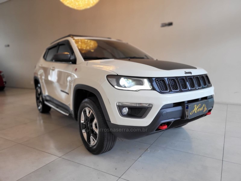 COMPASS 2.0 TRAILHAWK TD350 TURBO DIESEL 4X4 4P AUTOMÁTICO - 2017 - CANELA