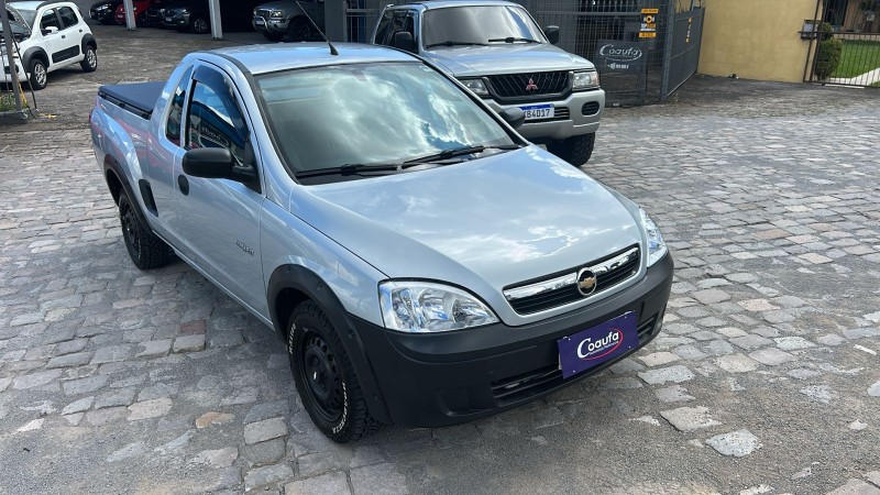 MONTANA 1.4 MPFI CONQUEST CS 8V FLEX 2P MANUAL - 2010 - FARROUPILHA