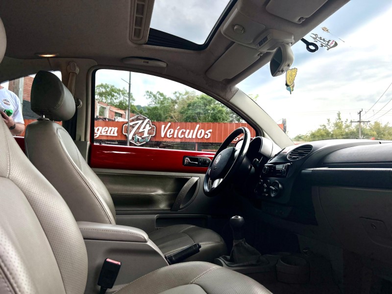 NEW BEETLE 2.0 MI 8V GASOLINA 2P MANUAL - 2009 - TRêS COROAS