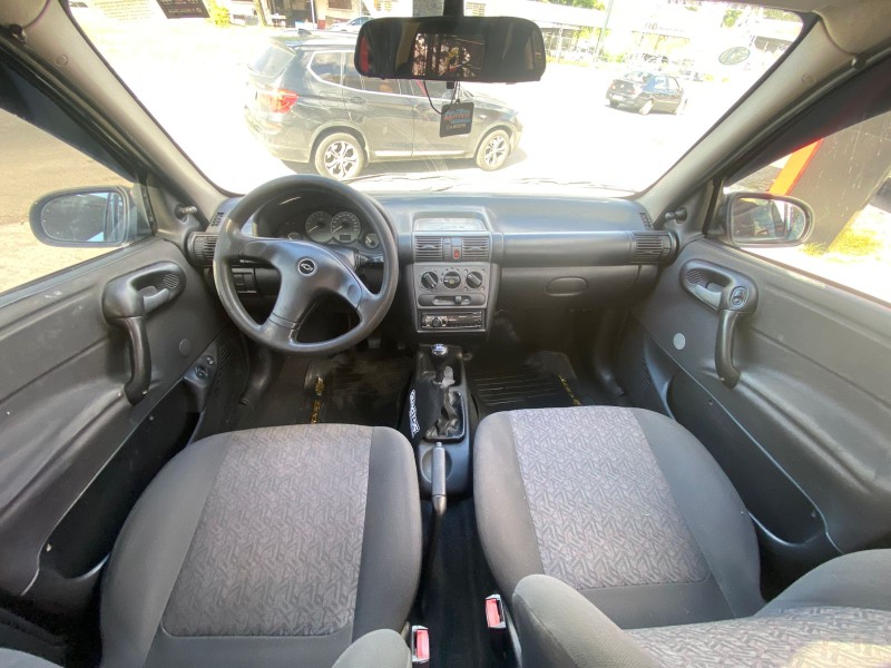 CORSA 1.6 MPFI CLASSIC SEDAN 8V GASOLINA 4P MANUAL - 2005 - CAXIAS DO SUL
