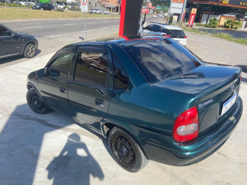 CORSA 1.6 MPFI CLASSIC SEDAN 8V GASOLINA 4P MANUAL - 2005 - CAXIAS DO SUL