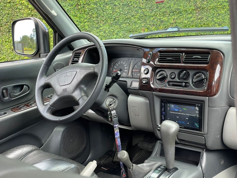 PAJERO SPORT 3.0 SE 4X4 V6 24V GASOLINA 4P AUTOMÁTICO - 2003 - FARROUPILHA
