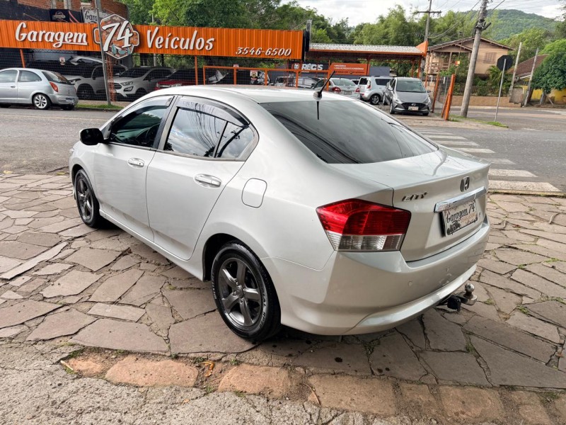 CITY 1.5 LX 16V FLEX 4P AUTOMÁTICO - 2010 - TRêS COROAS