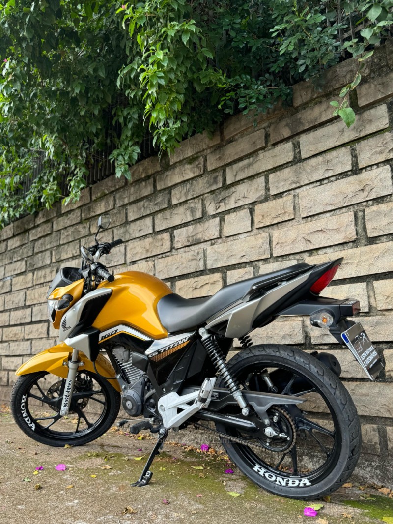 CG 160 TITAN - 2022 - LAJEADO