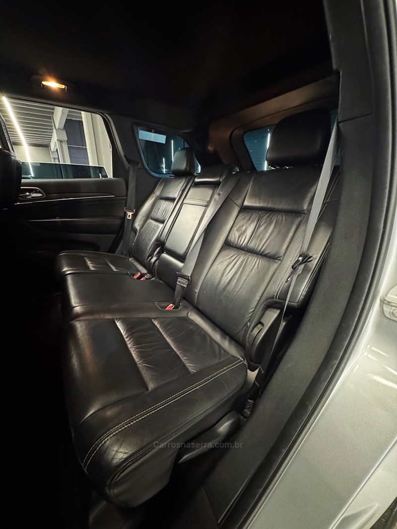 GRAND CHEROKEE 3.6 LIMITED 4X4 V6 24V GASOLINA 4P AUTOMATICO - 2015 - PASSO FUNDO