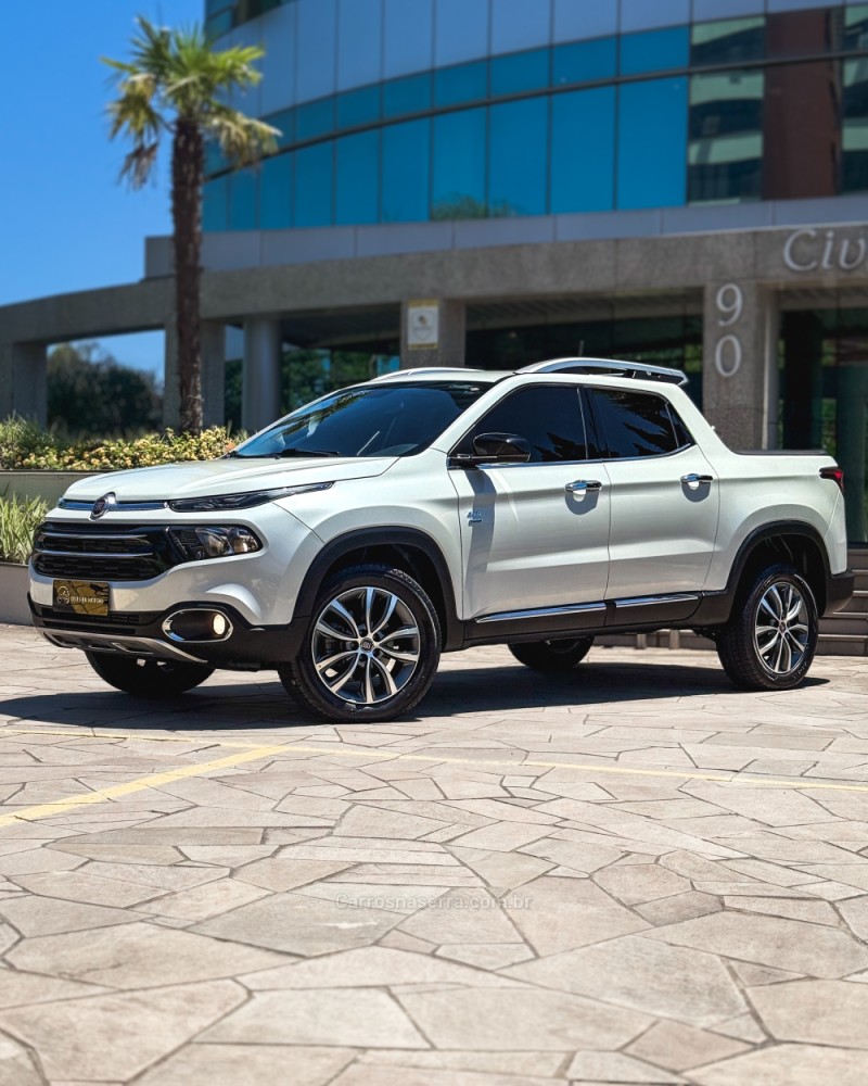 TORO 2.0 16V TURBO DIESEL VOLCANO AT9 4X4 AUTOMÁTICO - 2019 - NOVO HAMBURGO