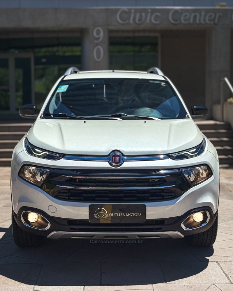 TORO 2.0 16V TURBO DIESEL VOLCANO AT9 4X4 AUTOMÁTICO - 2019 - NOVO HAMBURGO