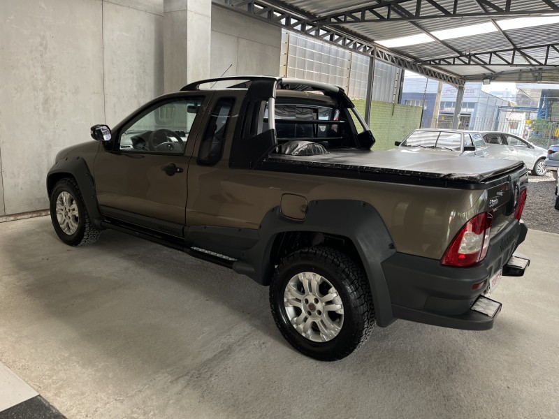 STRADA 1.8 MPI ADVENTURE CE 8V FLEX 2P MANUAL - 2009 - CAXIAS DO SUL