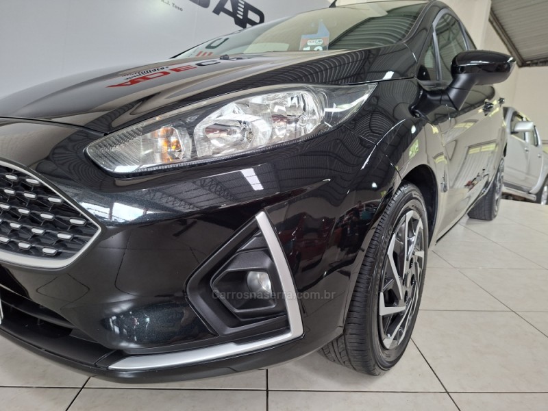 FIESTA 1.6 SE HATCH 16V FLEX 4P MANUAL - 2018 - FARROUPILHA