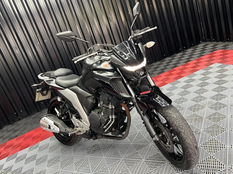 FAZER FZ25 ABS - 2023 - CAXIAS DO SUL