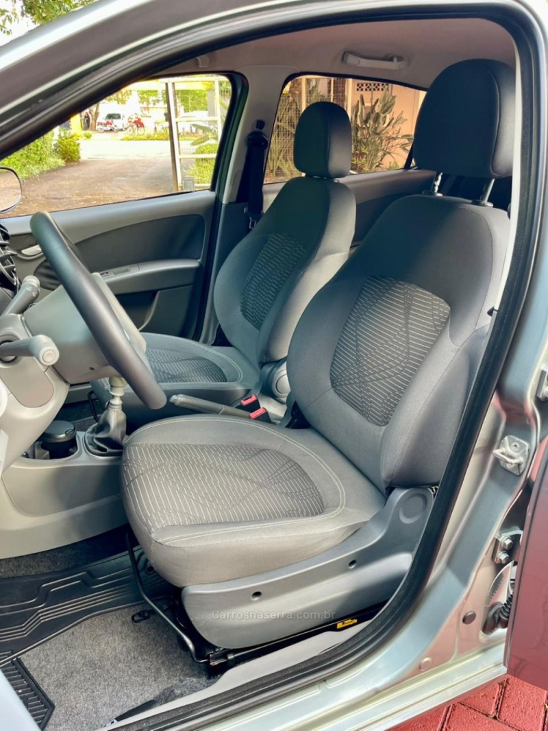 PALIO 1.4 MPI ATTRACTIVE 8V FLEX 4P MANUAL - 2013 - ROLANTE