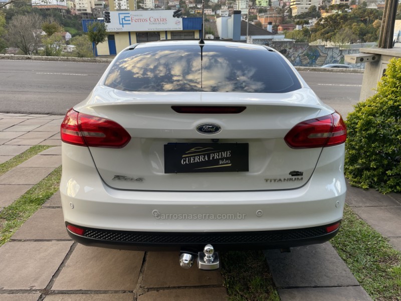 FOCUS 2.0 TITANIUM PLUS SEDAN 16V FLEX 4P AUTOMÁTICO - 2016 - CAXIAS DO SUL