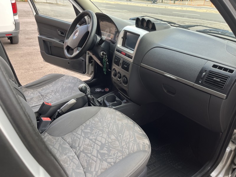 PALIO 1.8 MPI ADVENTURE LOCKER WEEKEND 8V FLEX 4P MANUAL - 2009 - CAXIAS DO SUL