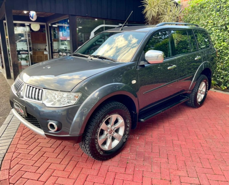 pajero dakar 3.2 hpe 4x4 7 lugares 16v turbo intercooler diesel 4p automatico 2012 rolante