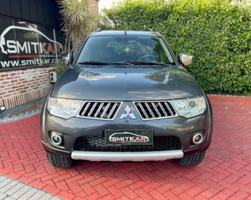 PAJERO DAKAR 3.2 HPE 4X4 7 LUGARES 16V TURBO INTERCOOLER DIESEL 4P AUTOMÁTICO - 2012 - ROLANTE