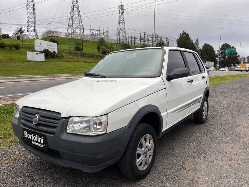 UNO 1.0 MPI MILLE WAY ECONOMY 8V FLEX 4P MANUAL - 2011 - FARROUPILHA