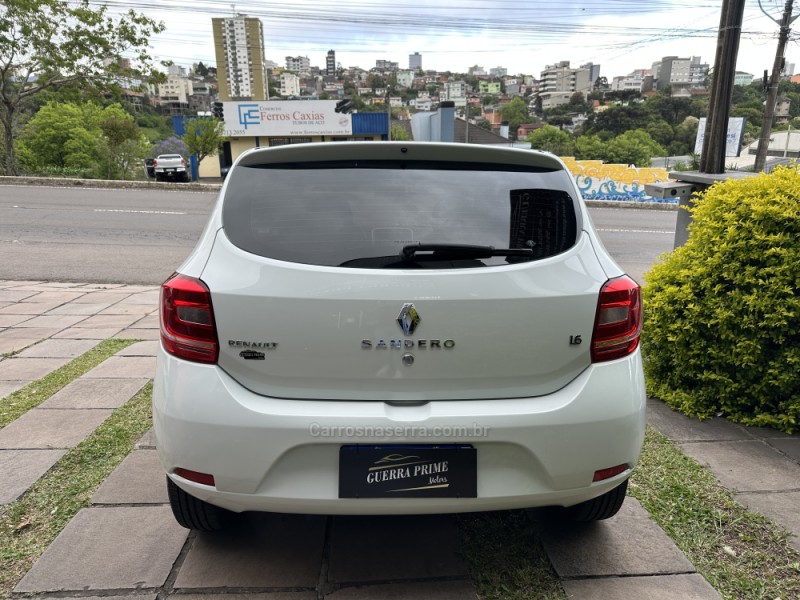 SANDERO 1.6 EXPRESSION 8V FLEX 4P MANUAL - 2017 - CAXIAS DO SUL