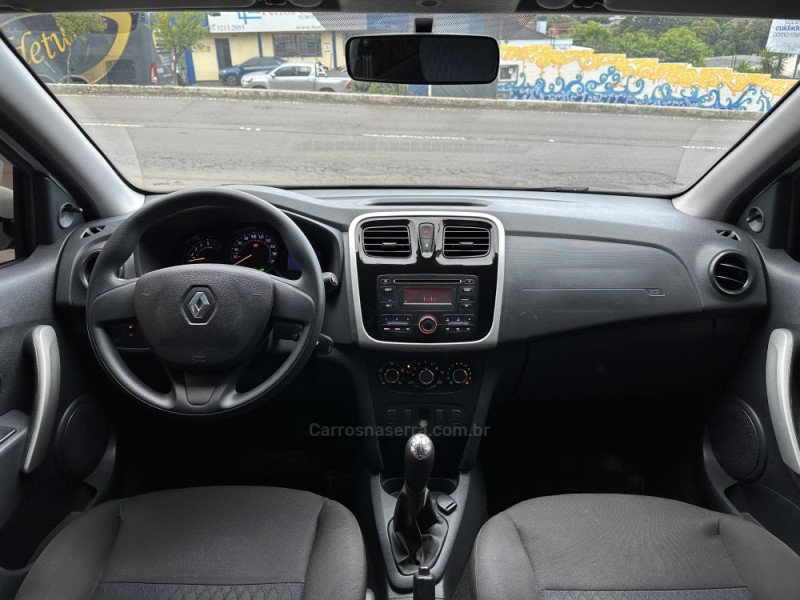 SANDERO 1.6 EXPRESSION 8V FLEX 4P MANUAL - 2017 - CAXIAS DO SUL