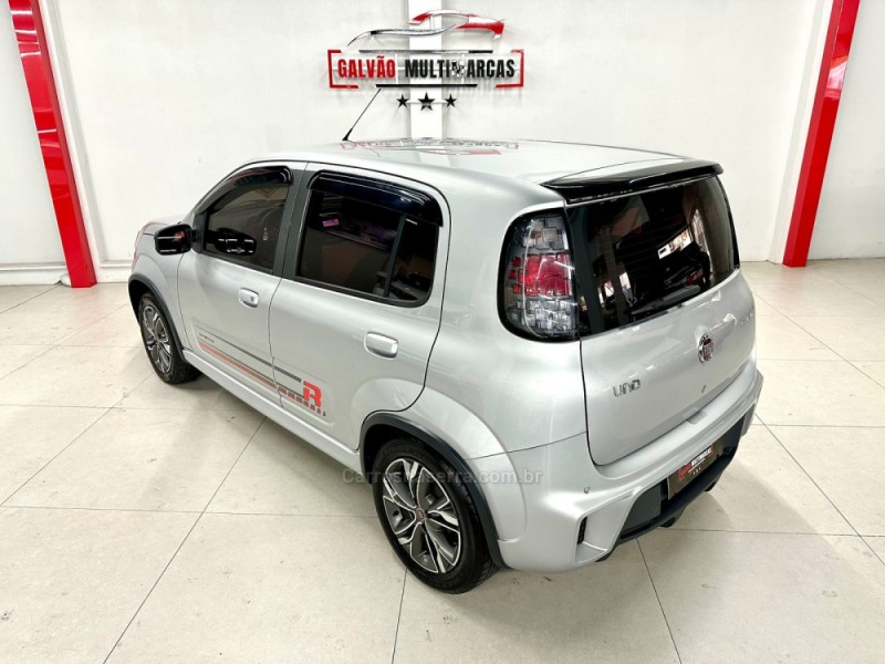 UNO 1.3 FIREFLY FLEX SPORTING 4P MANUAL - 2018 - CAXIAS DO SUL