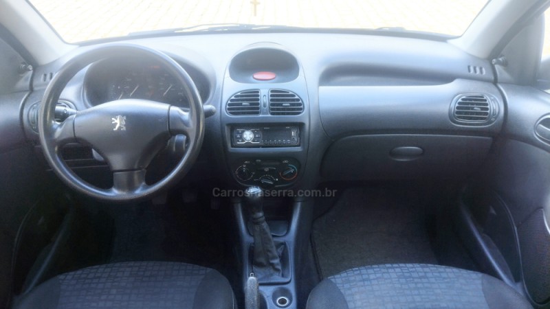 206 1.0 SENSATION 16V GASOLINA 4P MANUAL - 2006 - CAXIAS DO SUL