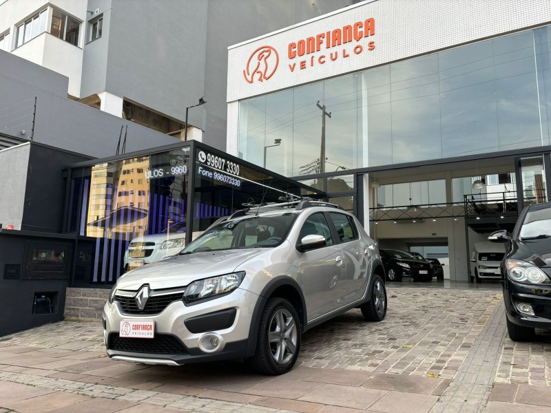 sandero 1.6 stepway easy r 16v flex 4p automatico 2019 bento goncalves