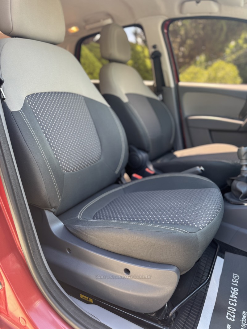 SIENA 1.6 MPI ESSENCE 16V FLEX 4P MANUAL - 2014 - ENCANTADO