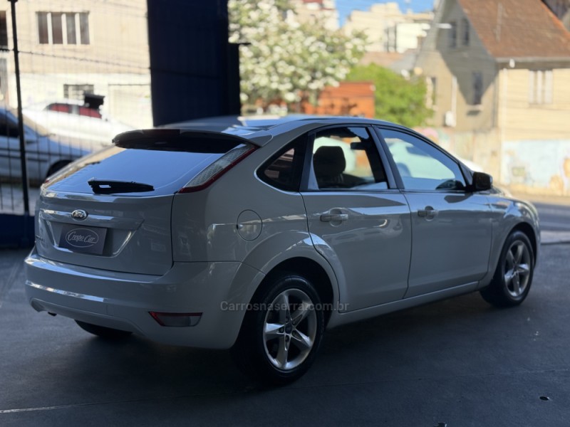 FOCUS 1.6 GLX 16V FLEX 4P MANUAL - 2013 - CAXIAS DO SUL