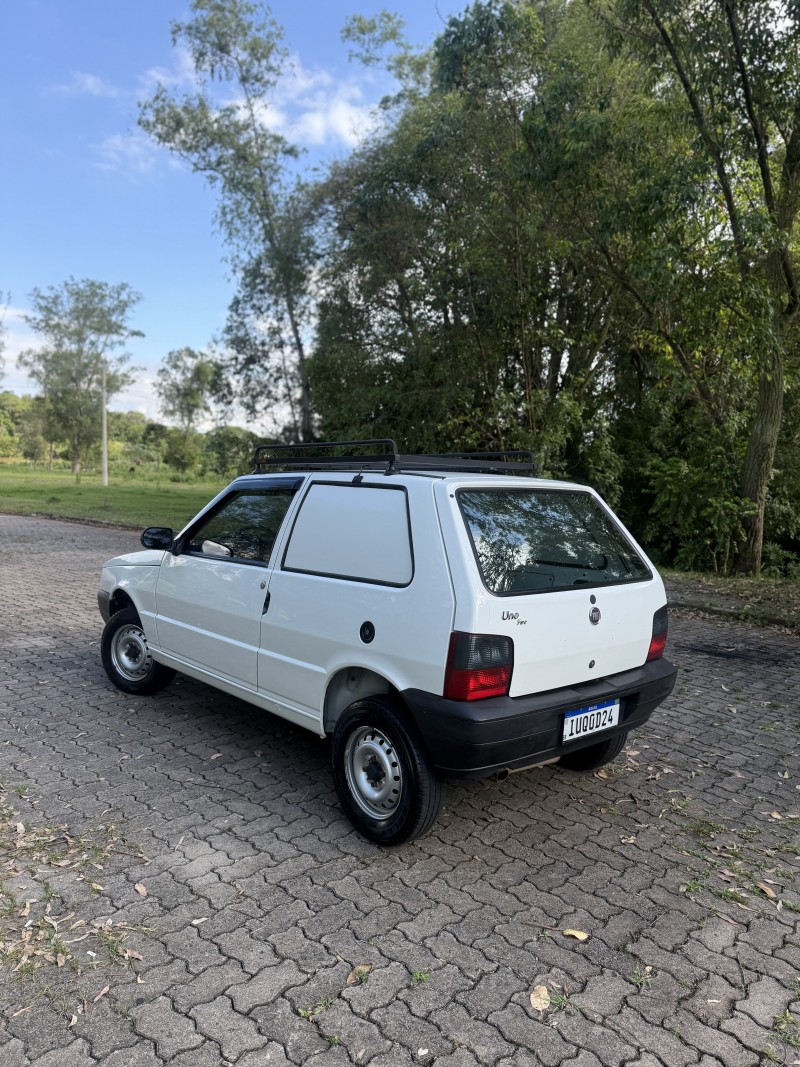 UNO 1.3 MPI FURGÃO 8V FLEX 2P MANUAL - 2013 - ARROIO DO MEIO