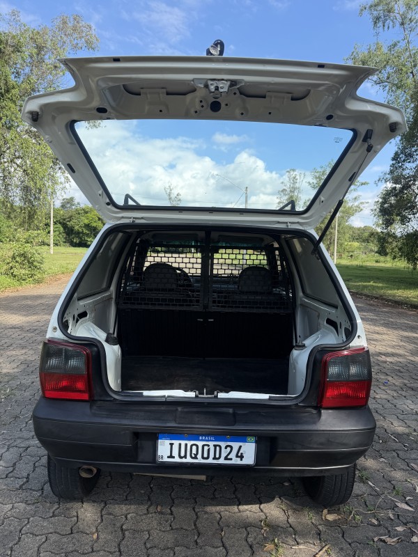 UNO 1.3 MPI FURGÃO 8V FLEX 2P MANUAL - 2013 - ARROIO DO MEIO