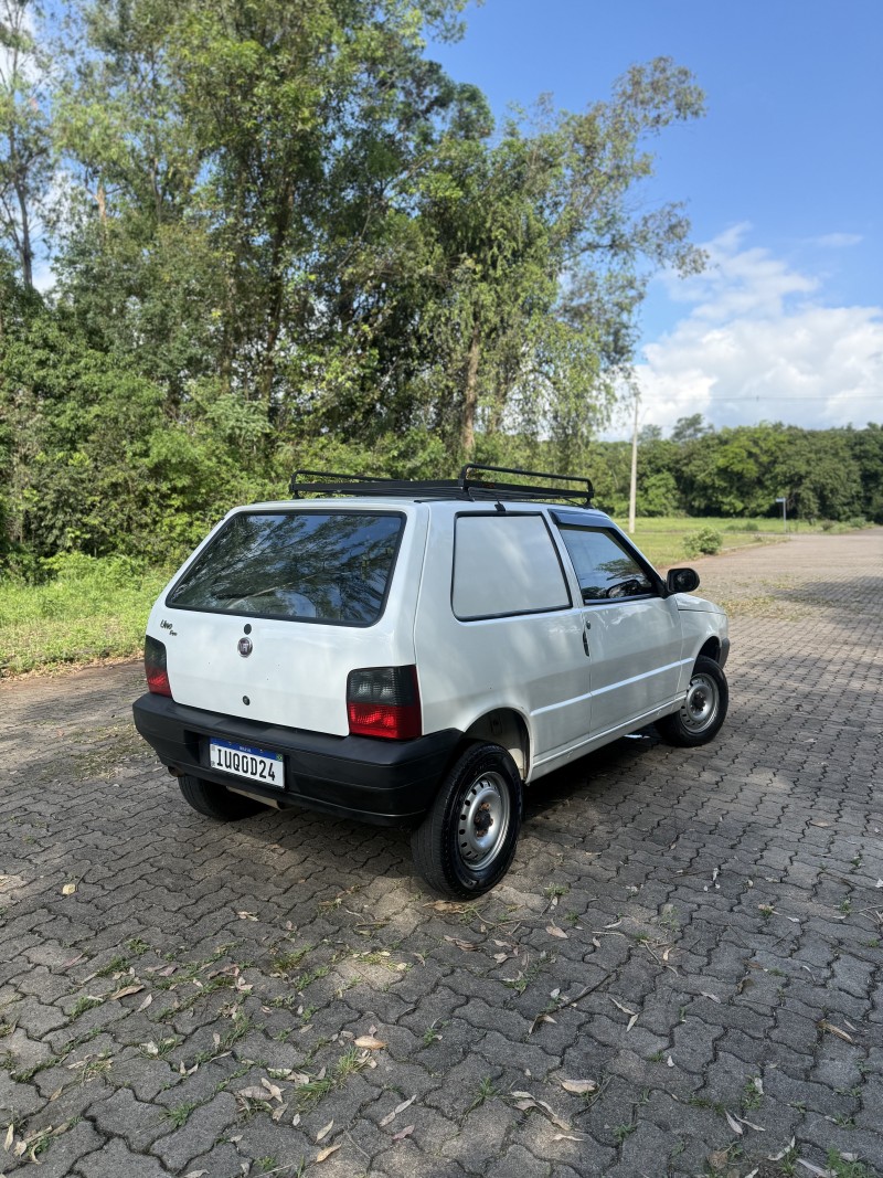 UNO 1.3 MPI FURGÃO 8V FLEX 2P MANUAL - 2013 - ARROIO DO MEIO