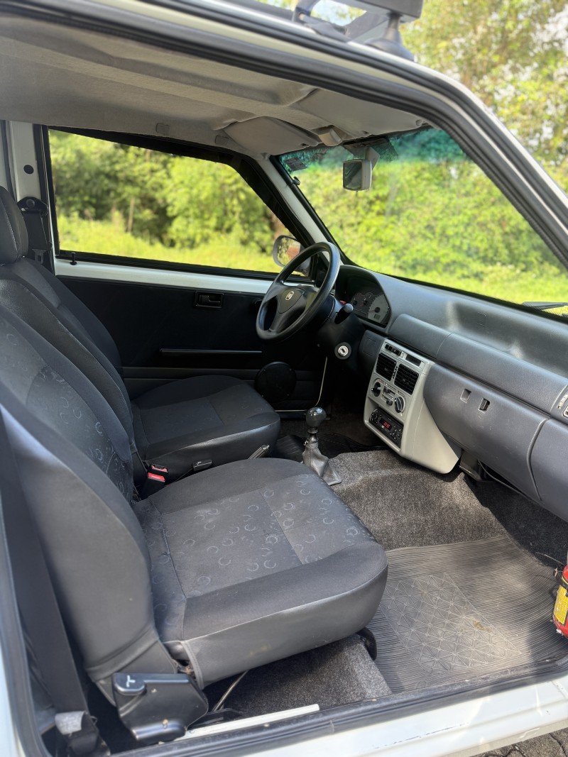 UNO 1.3 MPI FURGÃO 8V FLEX 2P MANUAL - 2013 - ARROIO DO MEIO