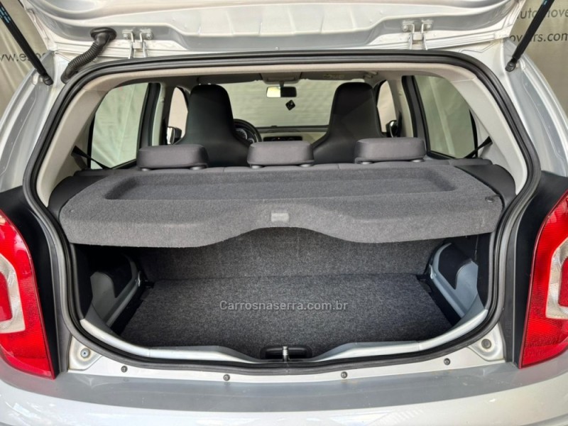 UP 1.0 MPI MOVE UP 12V FLEX 4P MANUAL - 2016 - NOVA PRATA