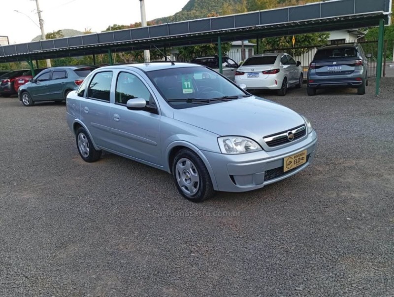 corsa 1.4 mpfi premium 8v flex 4p manual 2011 picada cafe