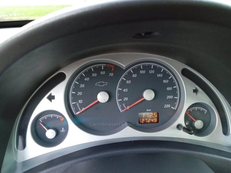 CORSA 1.4 MPFI PREMIUM 8V FLEX 4P MANUAL - 2011 - PICADA CAFé