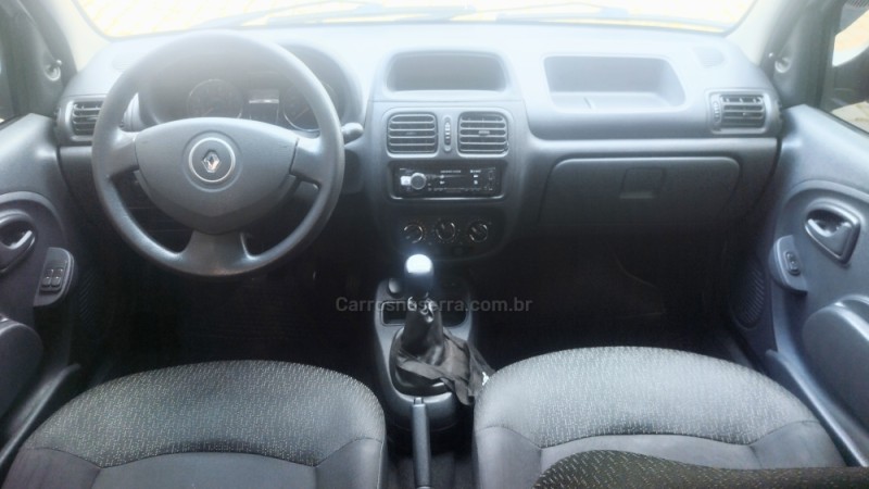 CLIO 1.0 EXPRESSION 16V FLEX 4P MANUAL - 2014 - CAXIAS DO SUL