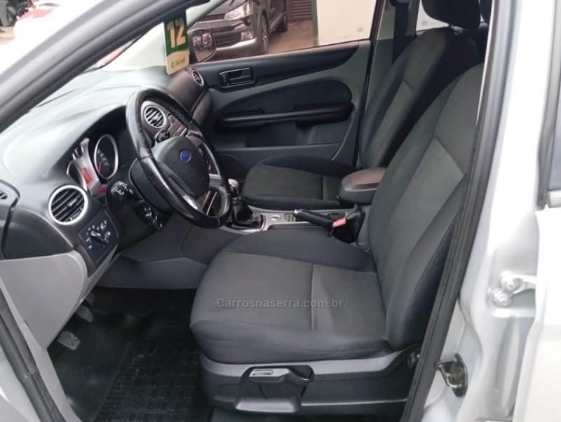 FOCUS 2.0 HC 16V FLEX 4P MANUAL - 2012 - PICADA CAFé