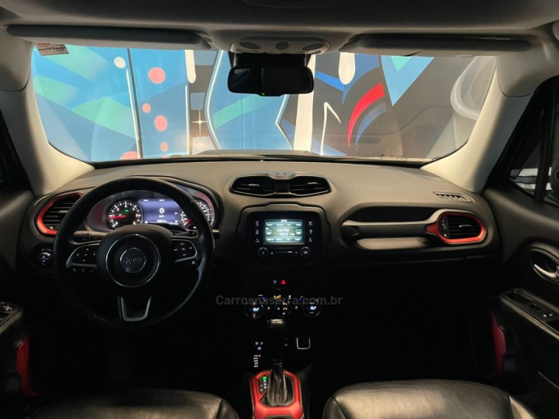 RENEGADE 2.0 16V TURBO DIESEL TRAILHAWK 4P 4X4 AUTOMÁTICO - 2016 - NOVO HAMBURGO