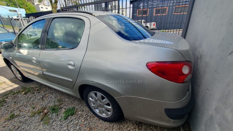 207 1.4 XR PASSION SPORT 8V FLEX 4P MANUAL - 2011 - CAXIAS DO SUL