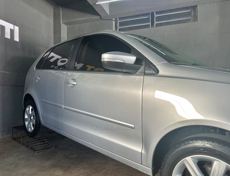 POLO 1.6 MI 8V FLEX 4P MANUAL - 2012 - MUçUM